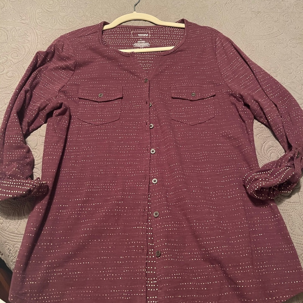 Women’s 3/4 length sleeve shirt